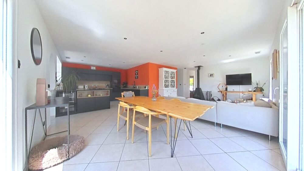 Maison Moussan 4 pièce(s) 106 m2
