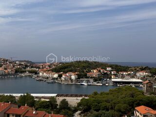  Villa  vendre 4 pices 228 m