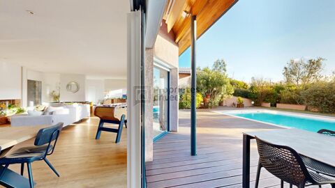   Maison d'architecte avec piscine, jacuzzi & terrain de p�tanque Maison - 8 pi�ce(s) - 258 m�