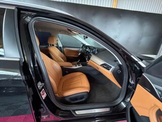 S&eacute;rie 5 520d 190 ch BVA8 Luxury 2017 occasion 56120 Les Forges De Lanouee