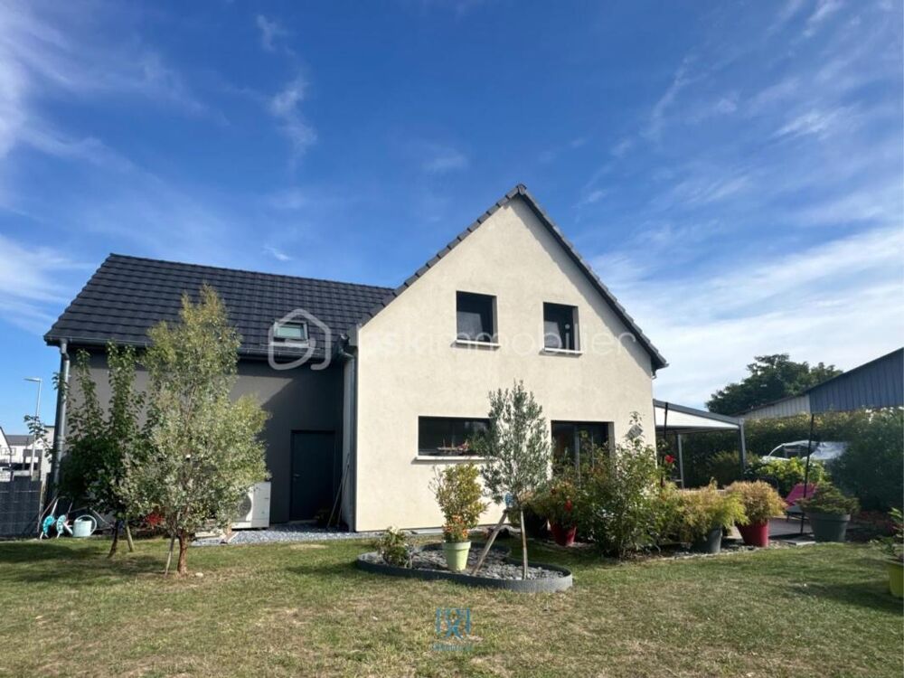 Maison contemporaine, prestations soignées & jardin arboré