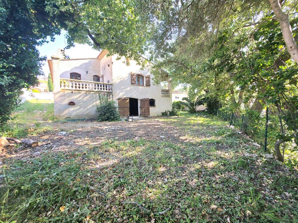 Maison Six Fours Les Plages 8 pièce(s) 260 m2