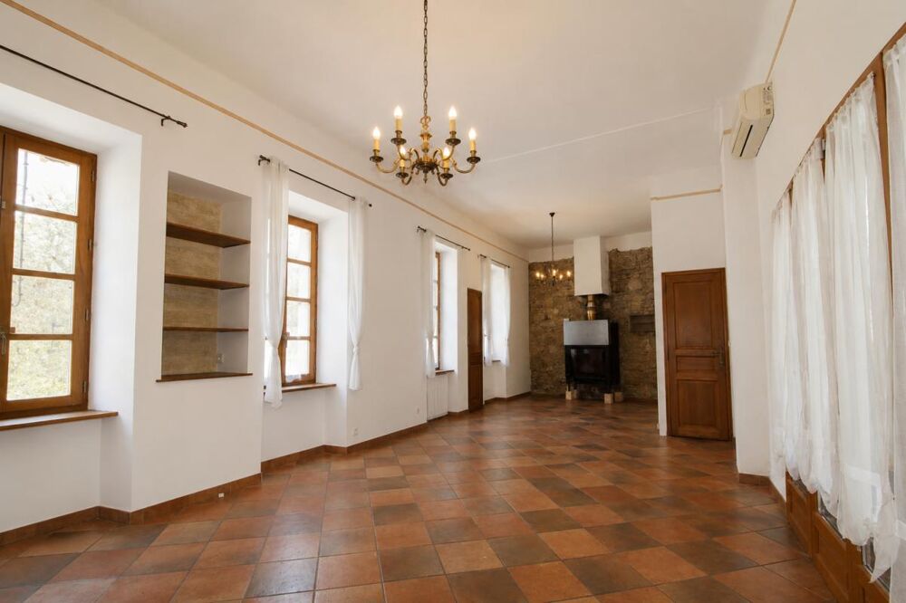 Maison Pepieux 9 pièce(s)