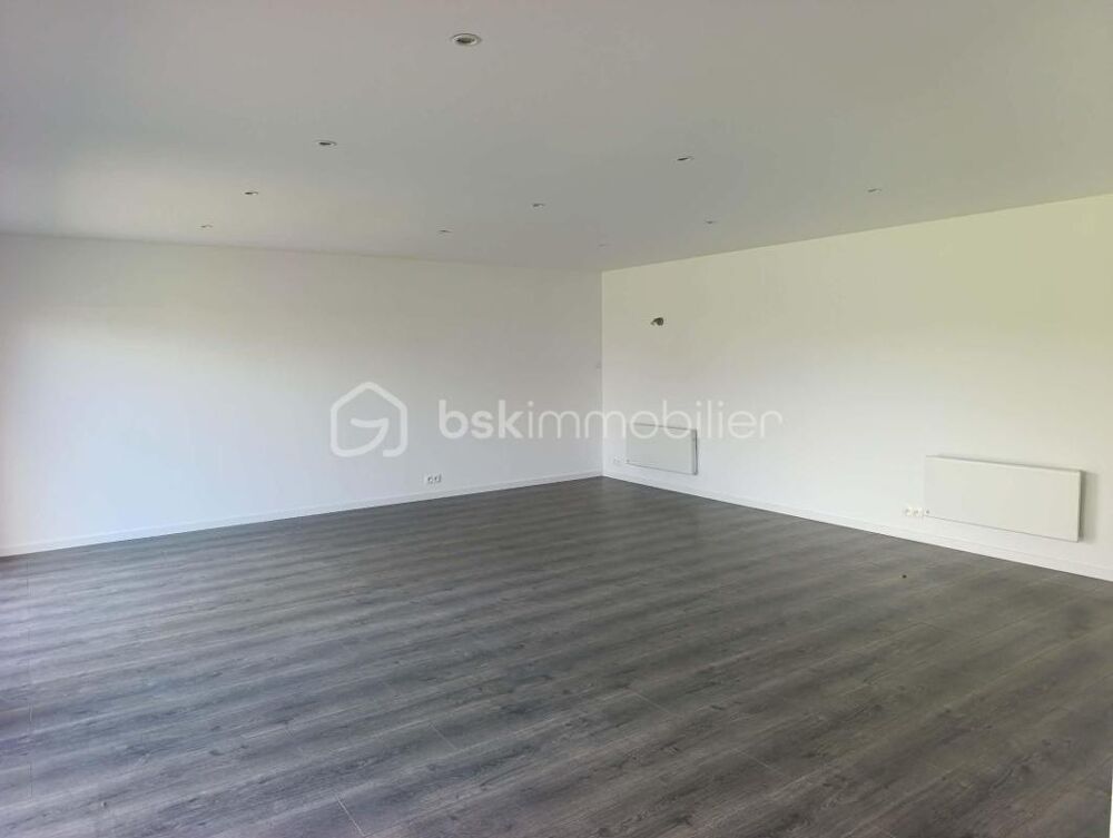 Vente Propriété/Château BELLE PROPRIÉTÉ AVEC PLUS DE 7 000m2 DE TERRAIN Sarceaux