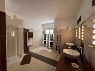  Maison � vendre 8 pi�ces 265 m�