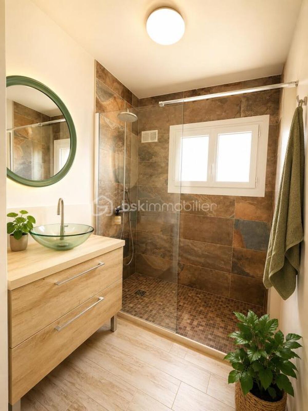 Vente Appartement APPARTEMENT 2 PIÈCES AU 3? ET DERNIER ÉTAGE /BALCON/ CAVE ET PARKING POSSIBLE Villejuif