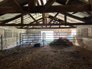  Remise / Grange � vendre 1 pi�ce 130 m� Saint aulaire