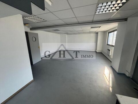   Entrepôt Bureaux A louer 