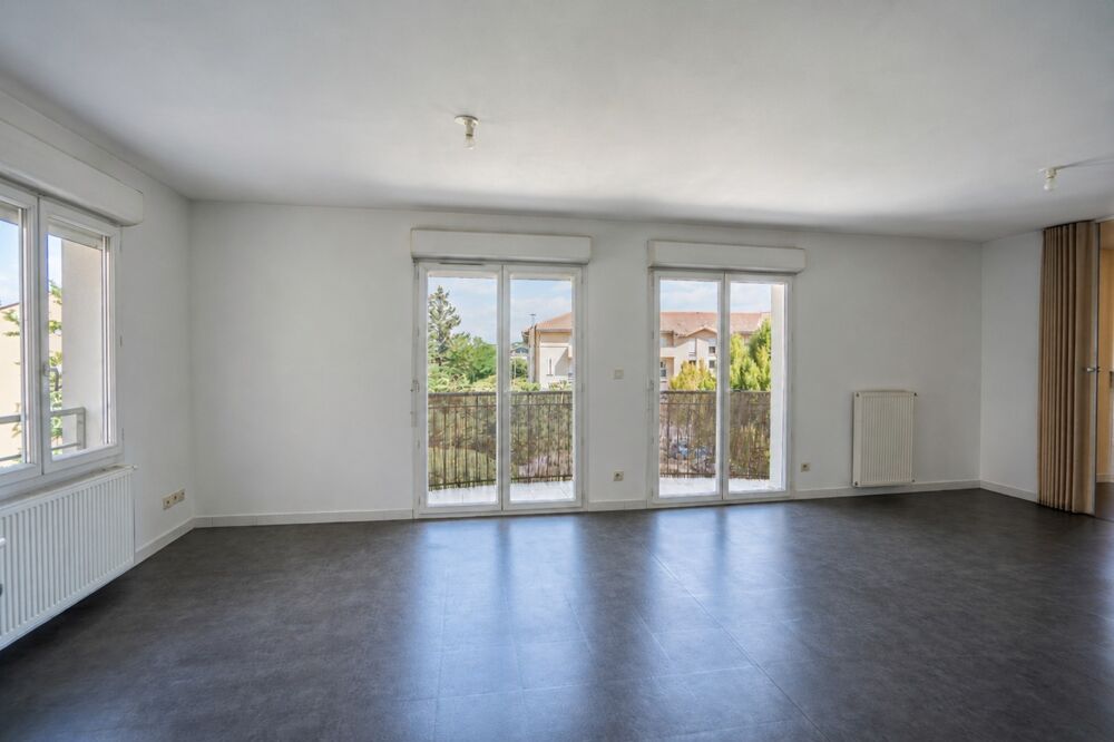 Vente Appartement Appartement à vendre 3 pièces avec garage JASSANS RIOTTIER (01) Jassans riottier