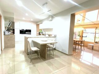  Maison à louer 6 pièces 155 m²