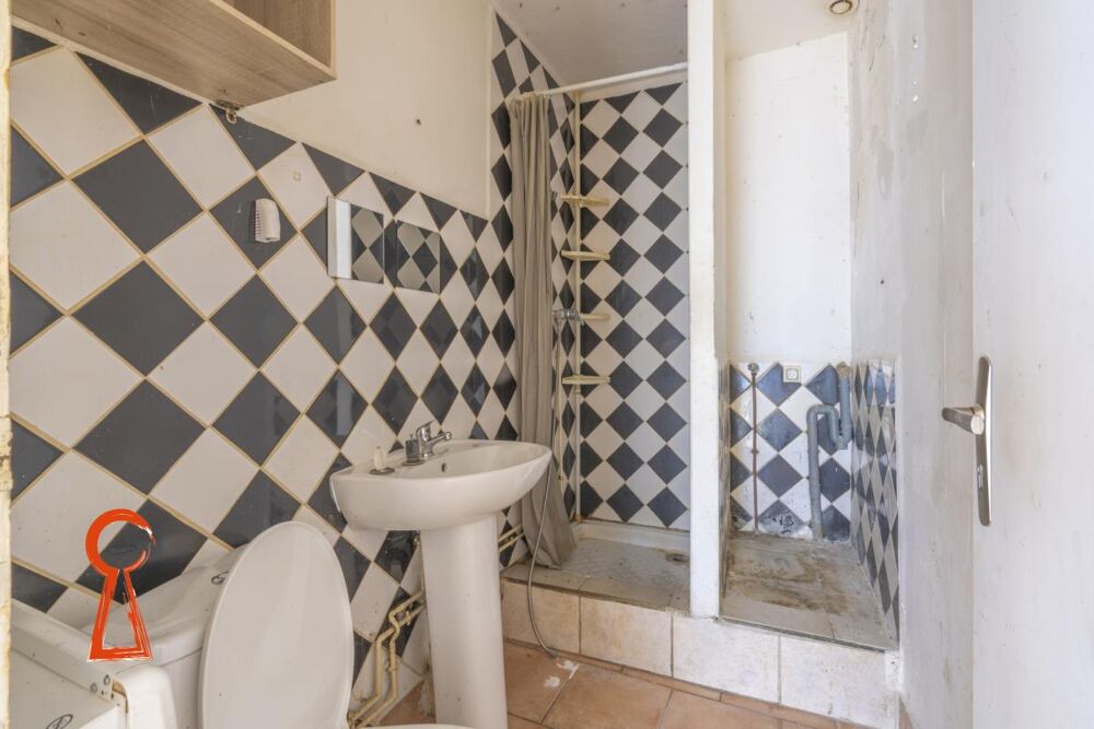 Vente Immeuble Immeuble de 12 appartements – AUXERRE – Au cœur du quartier historique – Proche Cathédrale Auxerre