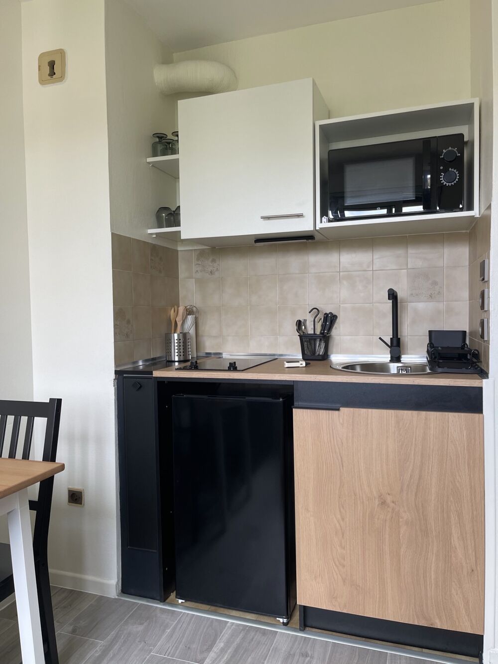 Location Appartement Studio louer meublé DIJON refait à neuf Dijon