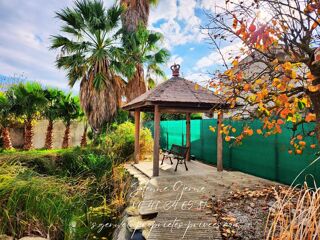  Propri�t�/ch�teau � vendre 9 pi�ces 230 m�