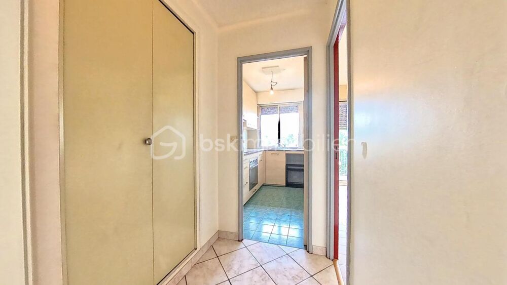 2 pièces avec balcon à 2 min du RER E  Idéal 1er achat ou investissement