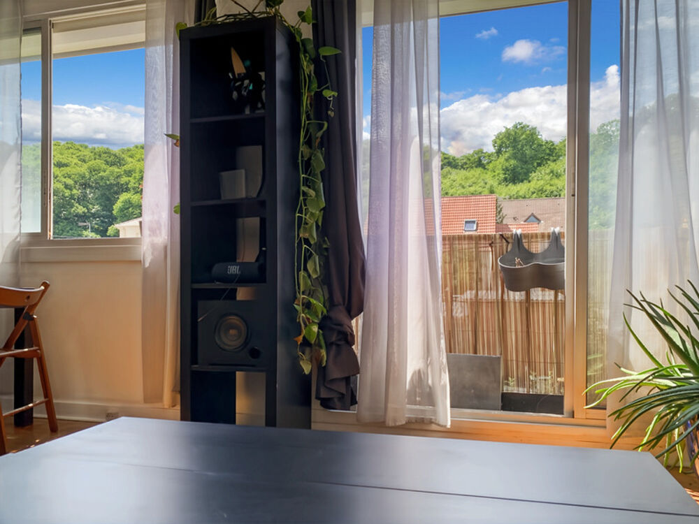Dpt Yvelines (78), à vendre SAINT CYR L'ECOLE appartement T4 de 74 m²