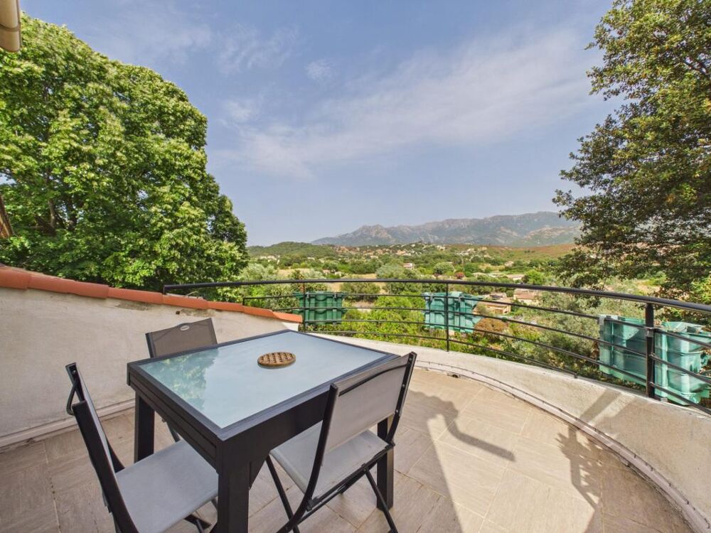 A VENDRE VILLA FAMILIALE DE 176 M² AVEC PISCINE PLAINE DE PERI
