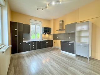  Maison  vendre 8 pices 155 m