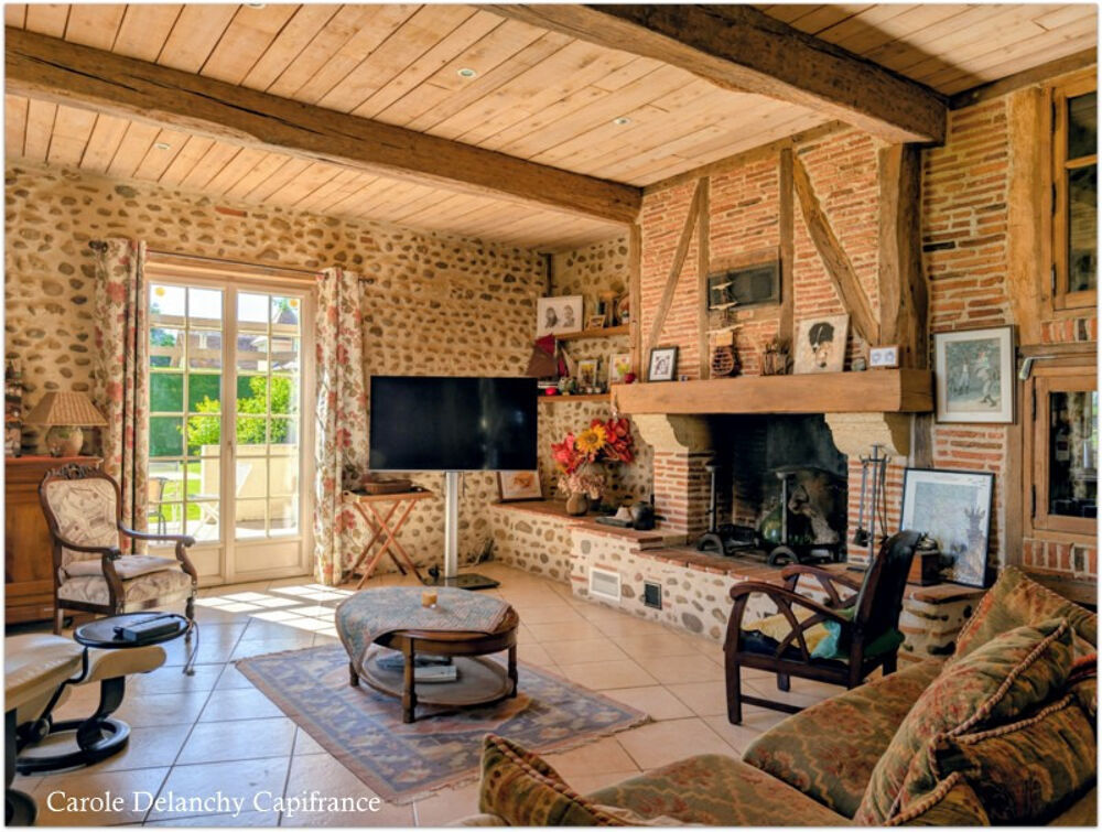 Vente Maison Ancien presbytère rénové – 232 m² – 4 chambres – Dépendances – Terrain de 2 959 m², Saint-Agnet (5 min Garlin / 10 min Aire-sur- Saint agnet