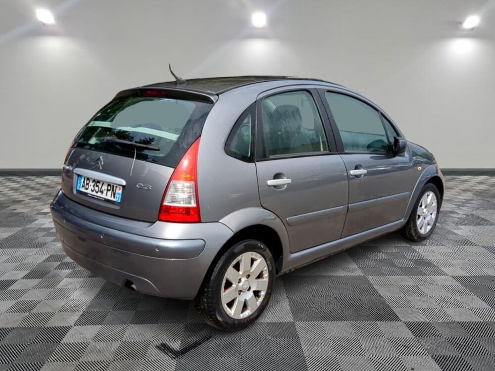 C3 1,4 HDI EXCLUSIVE 70CV BOITE AUTO 2009 occasion 13510 &Eacute;guilles
