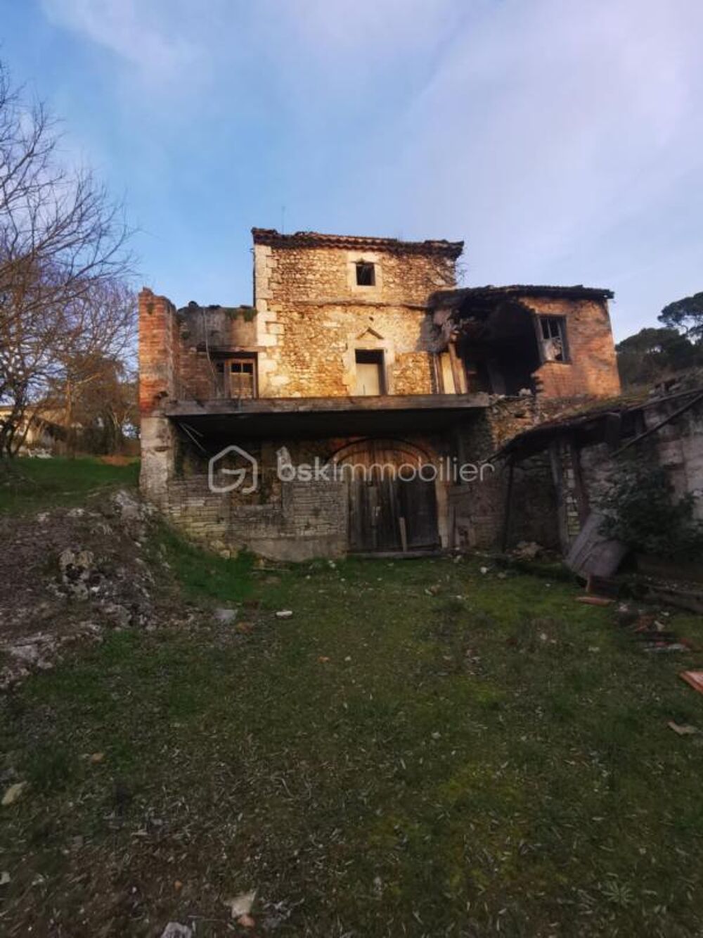 Grande opportunité de rénovation , plus terrain constructible