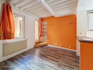  Appartement à louer 2 pièces 32 m²