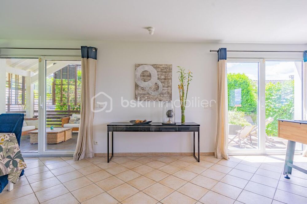 Vente Villa À 5 minutes de la Suisse – Villa de charme avec studio indépendant et vue exceptionnelle Bossey