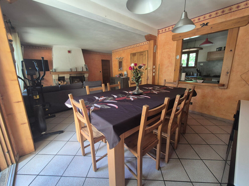 Vente Maison Maison à vendre 9 pièces  (05) Briancon
