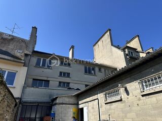  Immeuble  vendre 10 pices 700 m