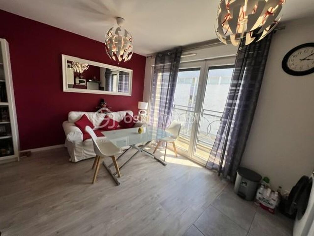 Bel appartement T2, 38m2, une chambre avec 2 balcons + un parking