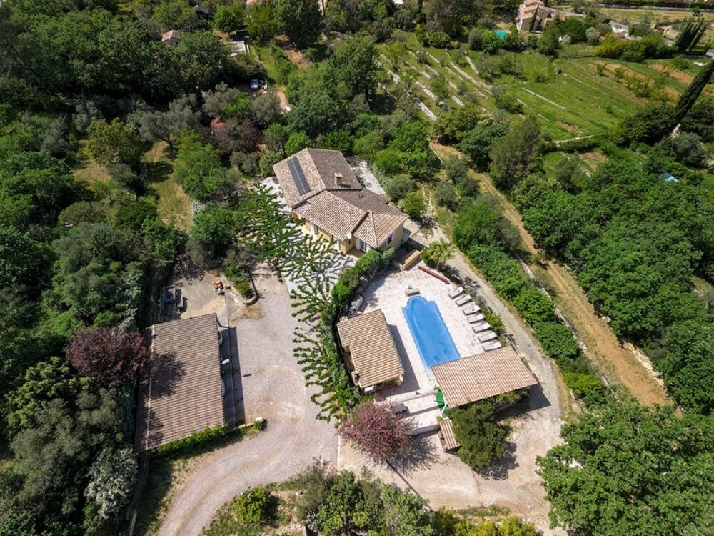Maison à vendre 7 pièces SOLLIES TOUCAS (83)