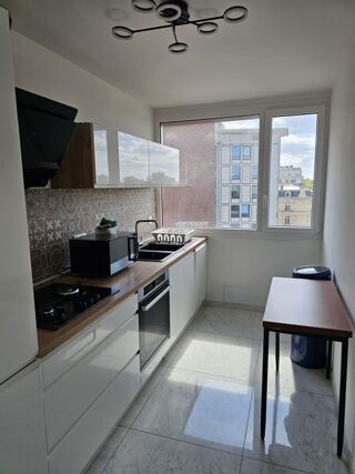  Appartement � louer 4 pi�ces 97 m�