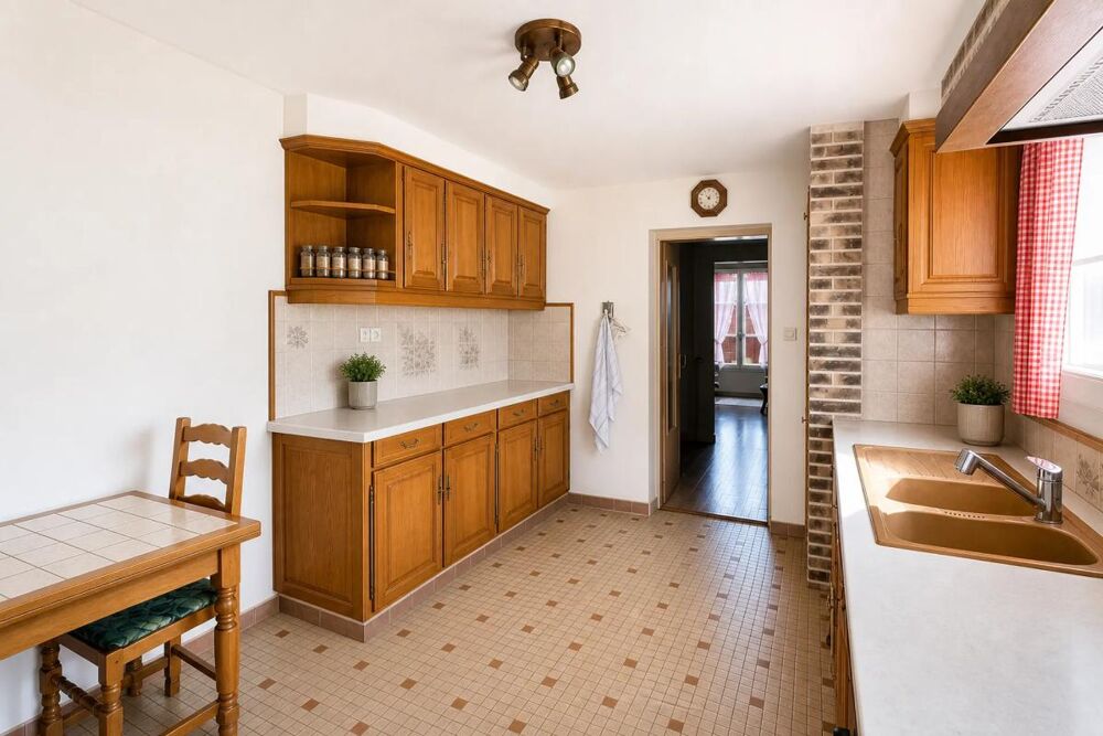Vente Maison Maison de 6 pièces de 203 m² à Romazières Romazieres