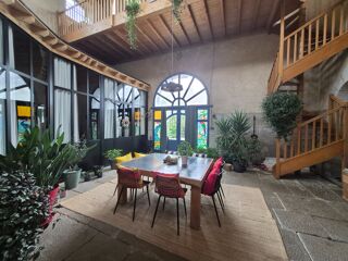  Maison à vendre 12 pièces 335 m²