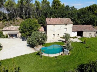  Maison à vendre 8 pièces 266 m²