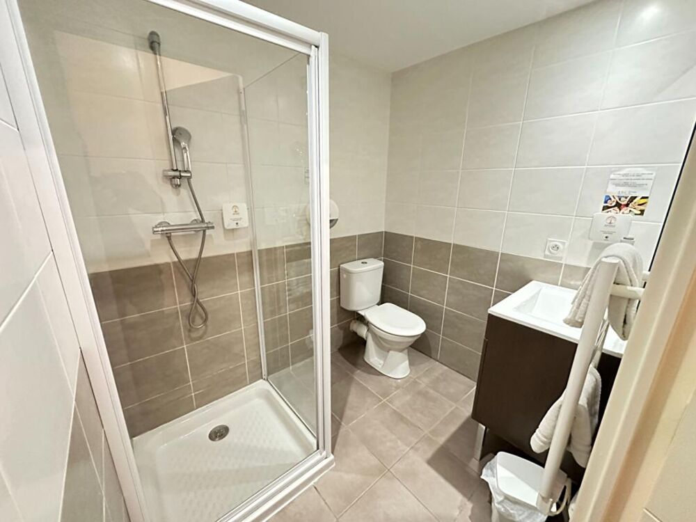 Vente Appartement Studio de charme dans une résidence de vacances à Éguilles Eguilles