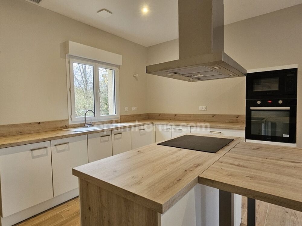 Vente Maison Maison familiale 190 m� avec 4 Chambres et 4 salle de bain sur 2800 m� � Au pied d'Angoul�me Fleac