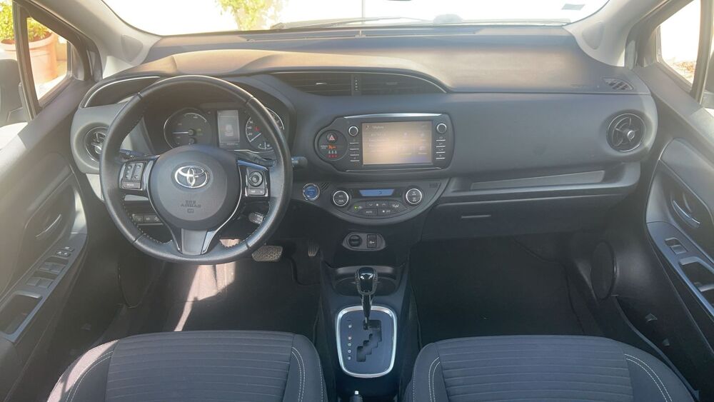 Yaris III 1.5 VVT-i 100 Hybrid E-CVT Dynamic - Automatique 2019 occasion 83510 Lorgues