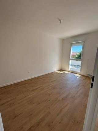  Appartement à louer 2 pièces 40 m²