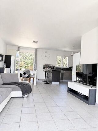  Villa � vendre 5 pi�ces 110 m�