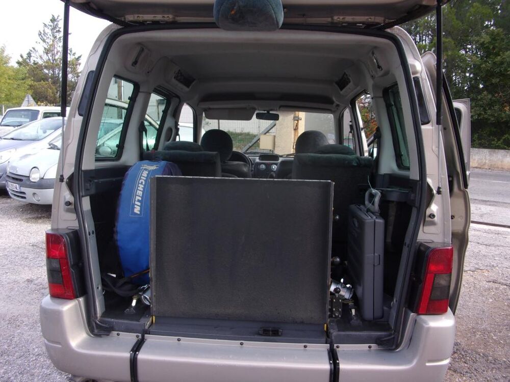 Berlingo 2.0 HDI 90 Pack Luxe TPMR 2005 occasion 13510 &Eacute;guilles