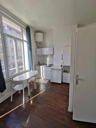  Appartement à louer 1 pièce 20 m²