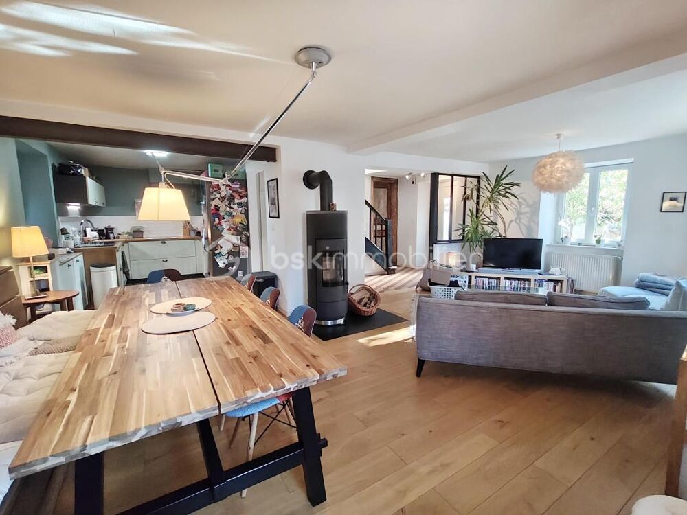 ? Maison de village atypique au pied des montagnes  Un lieu de vie aux multiples possibilités