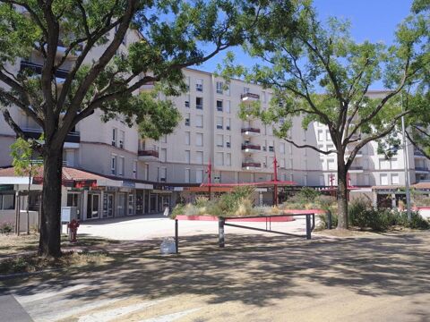   CORBAS - Local commercial/Bureau 83m² 