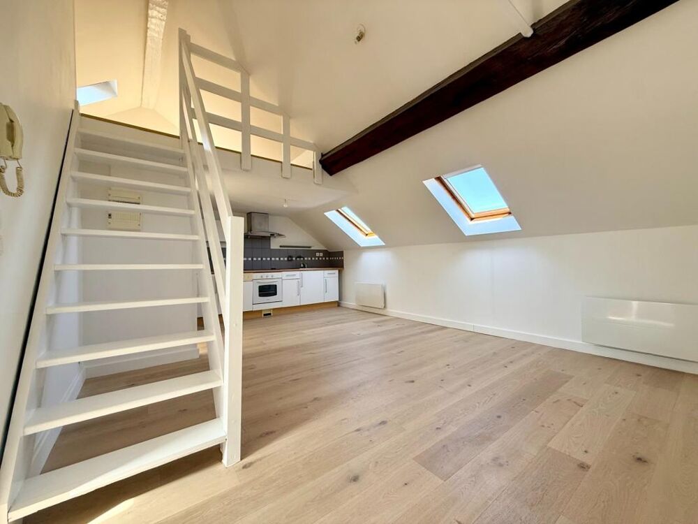Duplex T2 avec Mezzanine  Vieux Lille