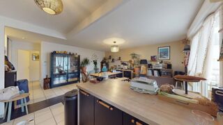  Appartement à louer 4 pièces 80 m²