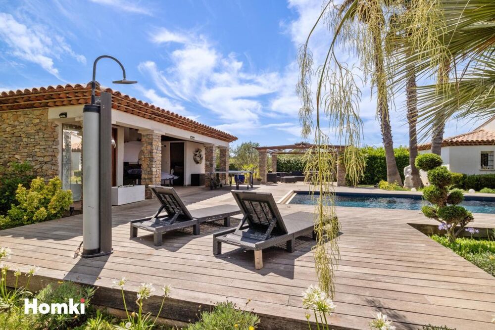 Maison/Villa T5 de 210 m² à Le Cannet-des-Maures 83340