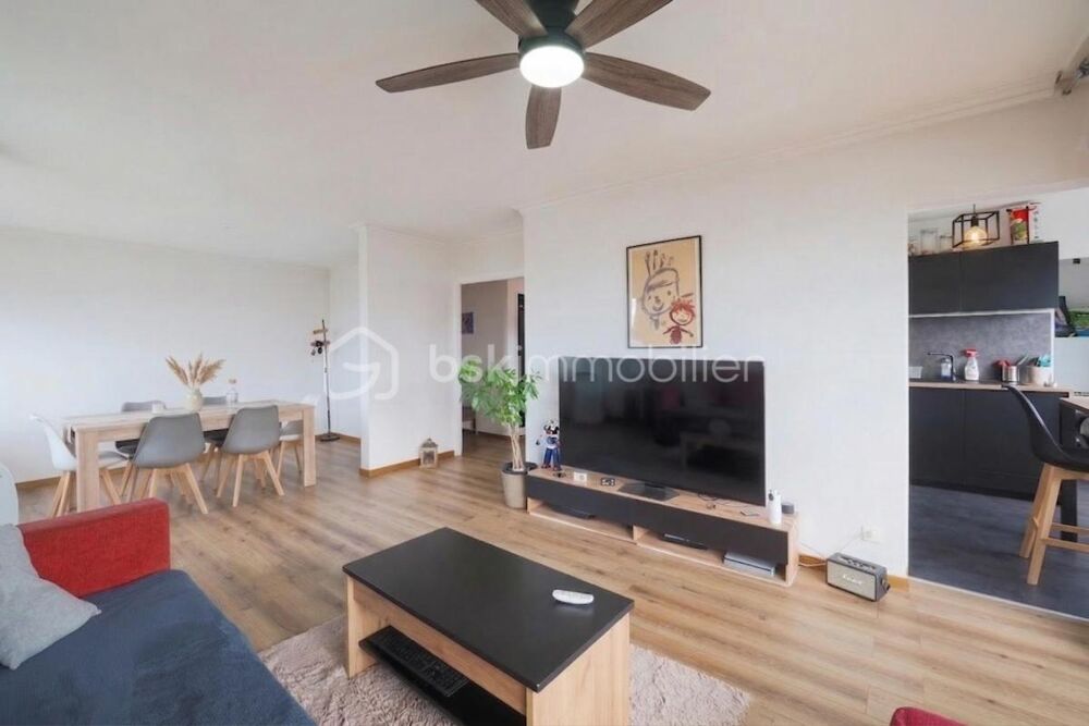 Vente Appartement T3 de 83 m² au Dernier Étage – Vue Salève – Idéal Frontaliers (Tram & CEVA) Annemasse