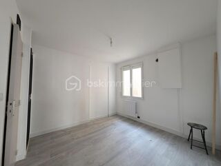  Immeuble à vendre 4 pièces 75 m²