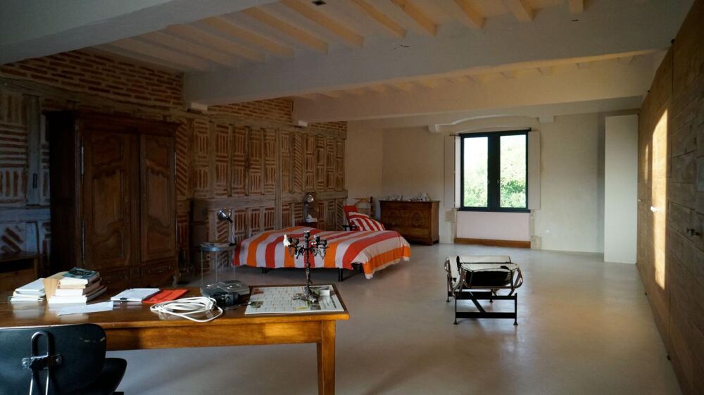 à vendre  Propriété/château Saint-Martin-en-Bresse (71620)