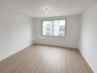  Duplex/triplex à louer 3 pièces 60 m²